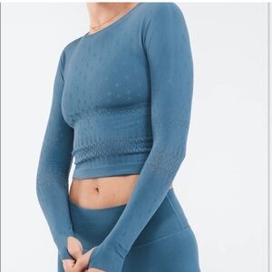 NWT Fabletics Ashton Sculpt Knit teal compression crop top